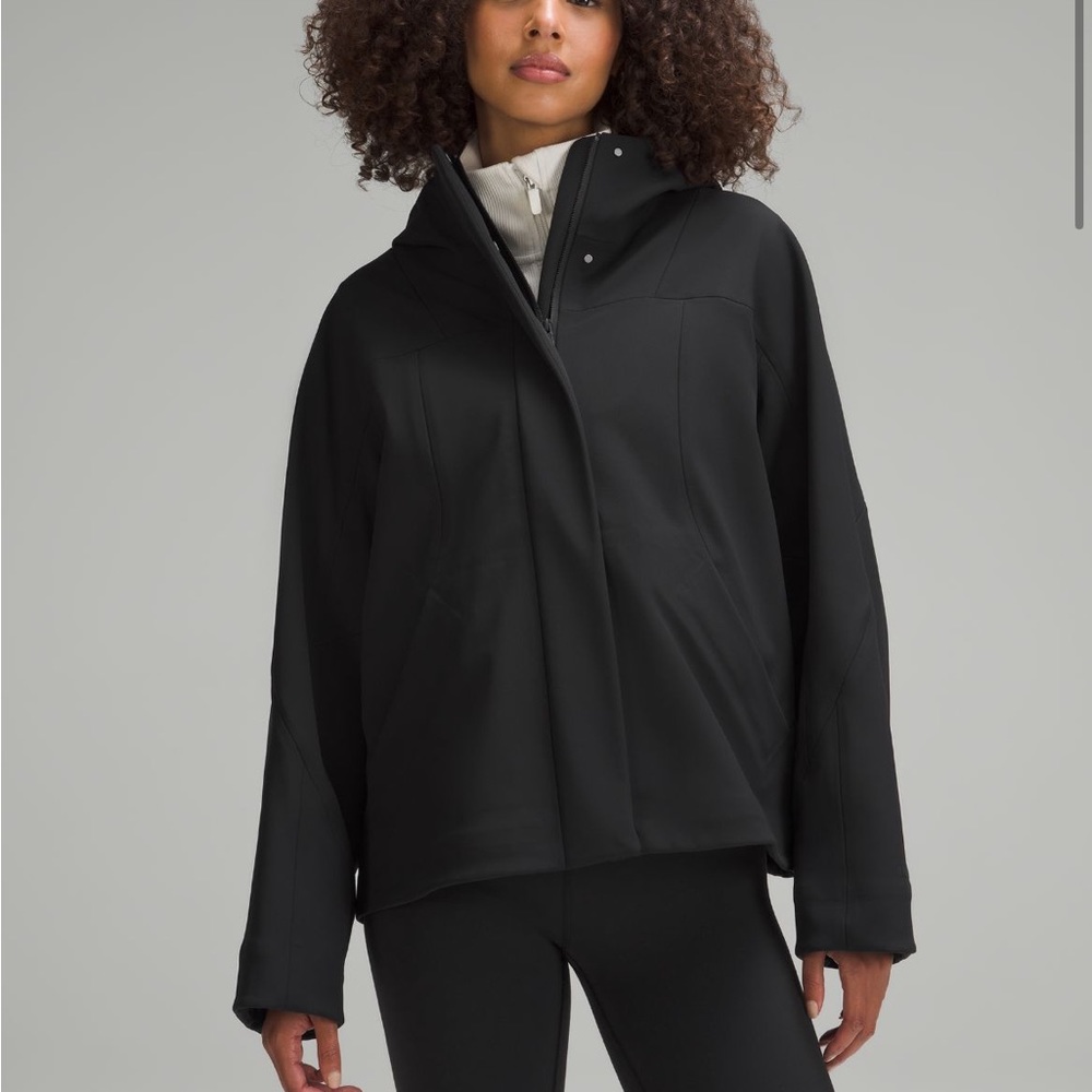 NWT Lululemon RepelShell Cinch-Back Rain Jacket